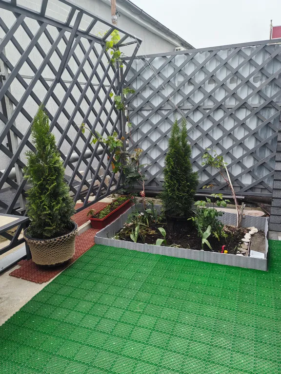 Уютная студия с отдельным входом, террасой