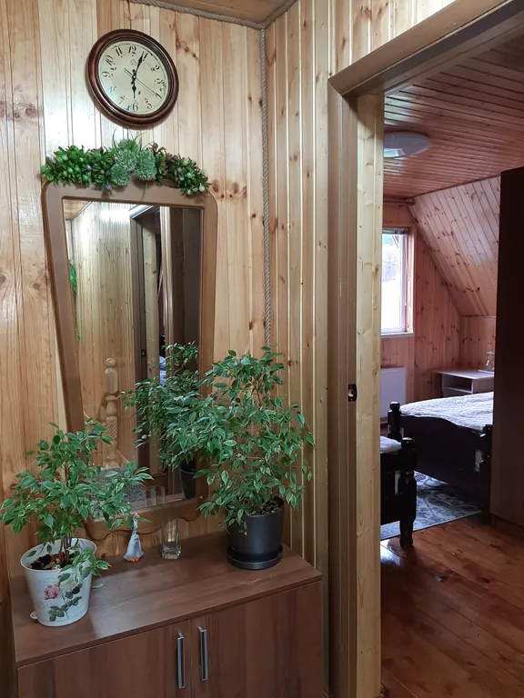 8-комнатный Дом