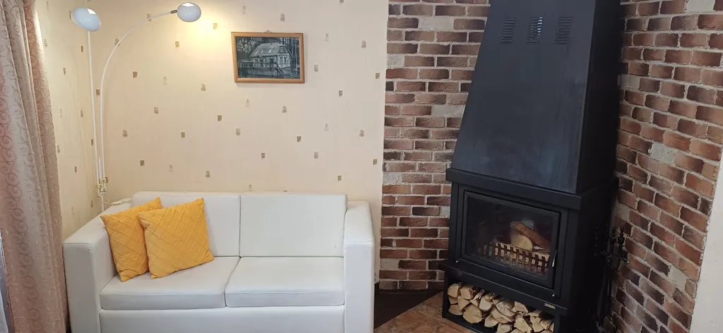 Дом на берегу озера