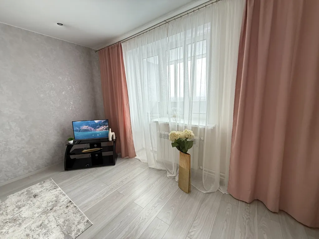 Апартаменты на Парижке