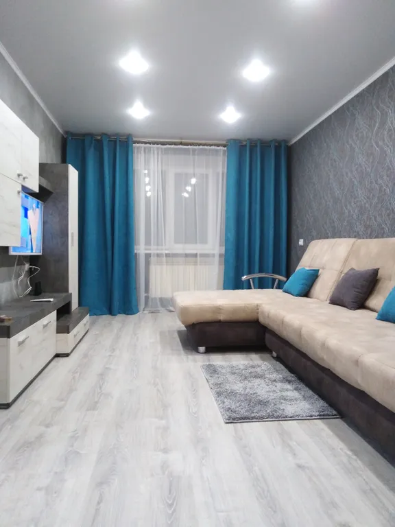 Уютная квартира в центре города — аренда посуточно в Лениногорск