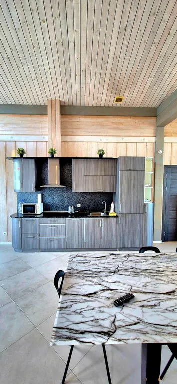 Раухала Стеклянный Коттедж на воде