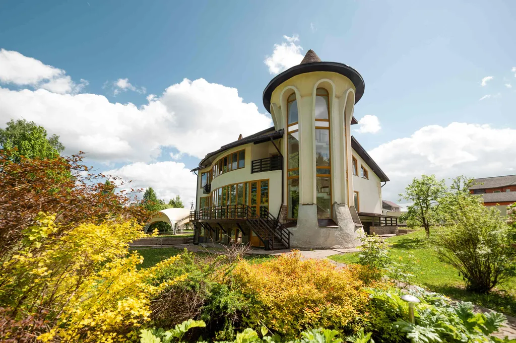 Коттедж с нотками стиля модерн