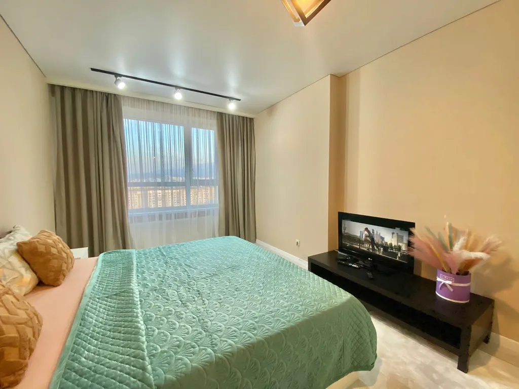 Просторная двухкомнатная квартира в ЖК Ala-Park