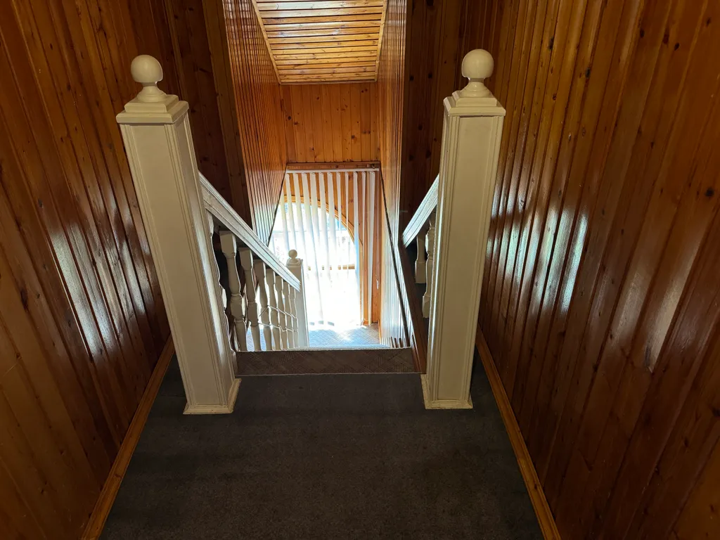 Дом с бассейном, сауной, возле леса для семейного отдыха