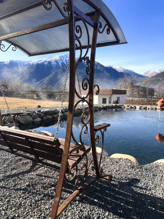 Коттедж Тау Отель — аренда посуточно в Теберда