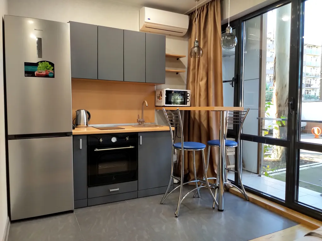 Квартира Квартира Апартамент Мадрид с бассейном — Адлер