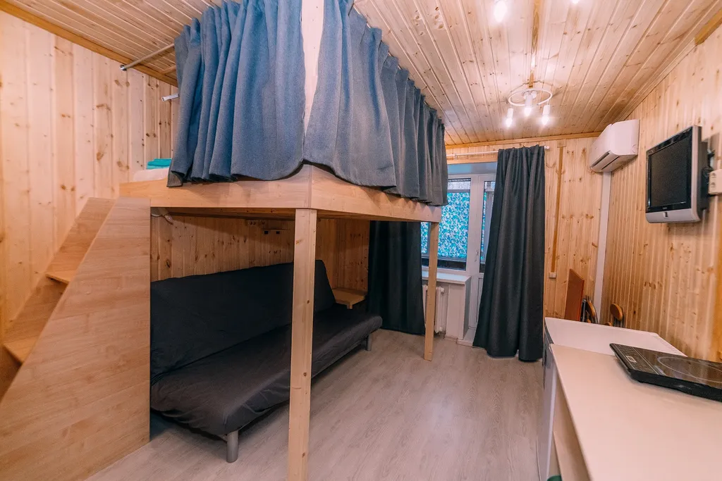 Квартира Комната со своим санузлом и мини-кухней в историческом центре Казани — аренда посуточно в Казань