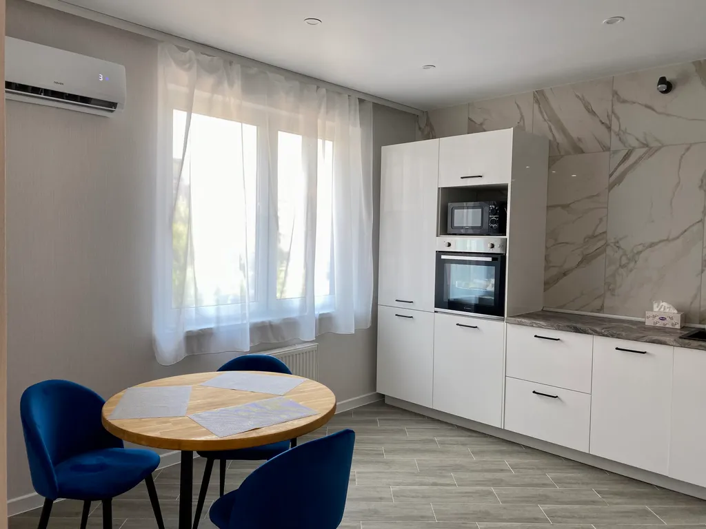 Новостройка с закрытой территорией в центре города «трц небо»