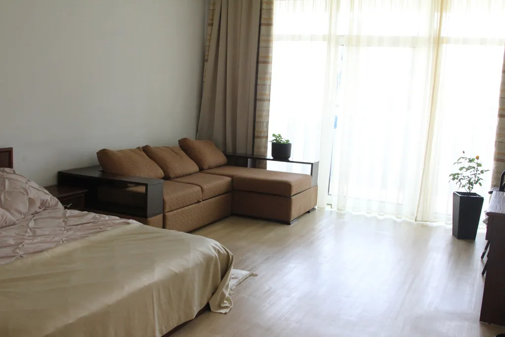 Студия с видом на море