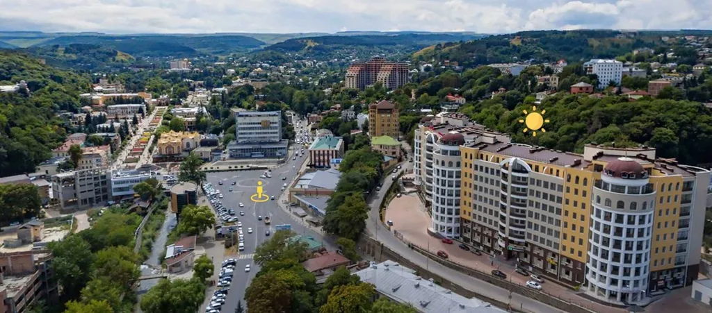 Просторная двухкомнатная квартира у курортного бульвара