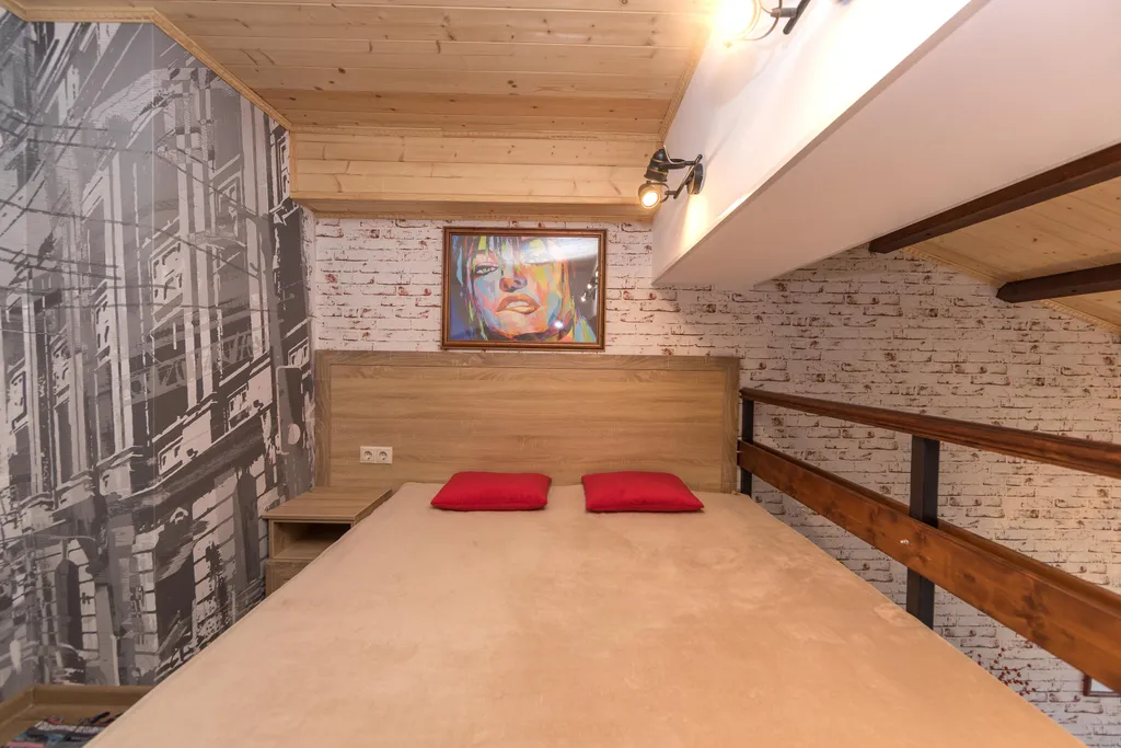 Двухуровневая стильная квартира у моря