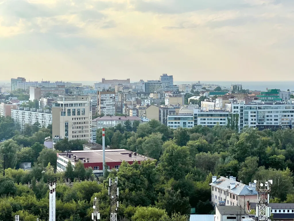 Новая квартира с прекрасными видами в центре города у канатной дороги