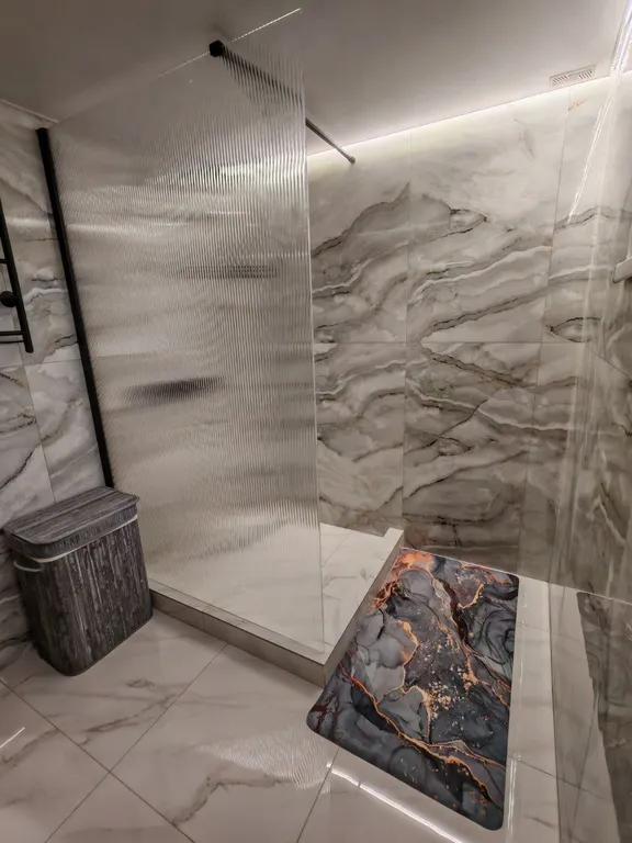 Просторный дом в живописном месте у реки, в 40 минутах от Москвы