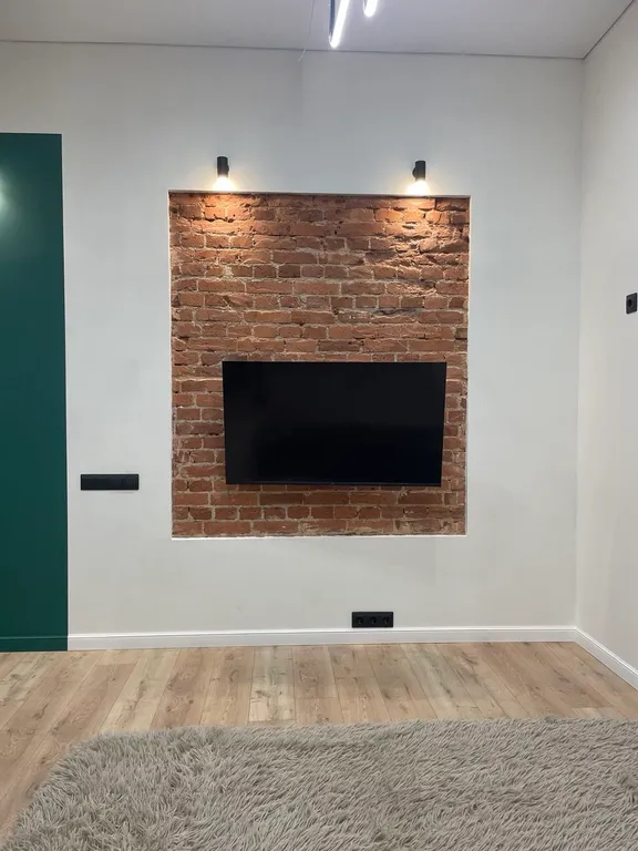 Уютная студия в центре города С балконом в 2 минутах от моря