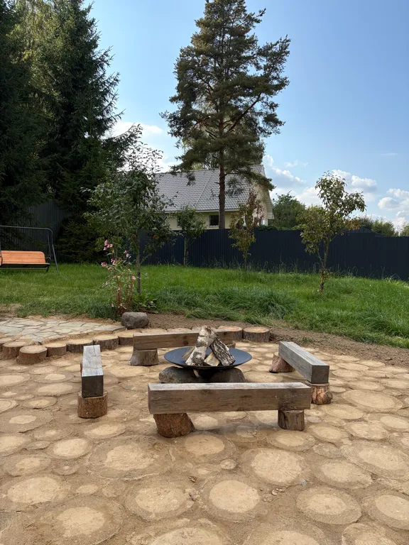 Коттедж Комфортный коттедж с сауной и купелью — Бугры