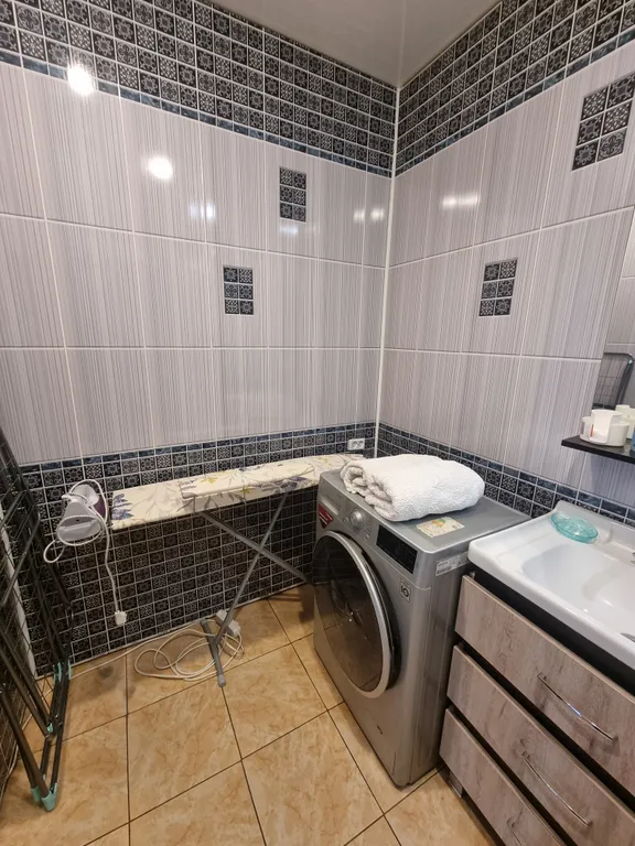 Чистая, просторная, тёплая, уютная квартира