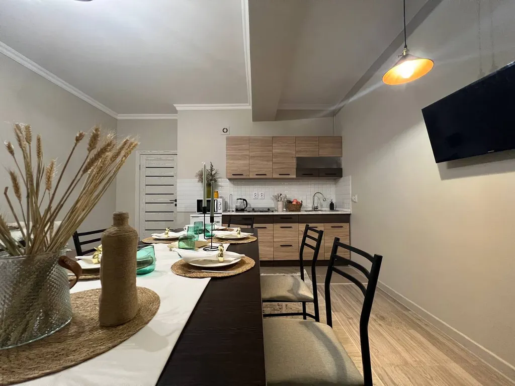 Просторный двухкомнатный апартамент Терракота