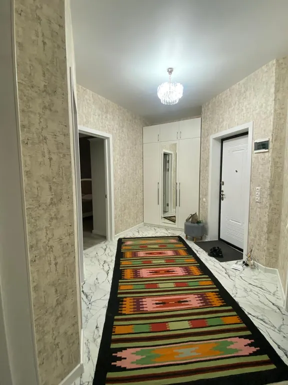 Двухкомнатная квартира в самом центре, новый дом, вид на море