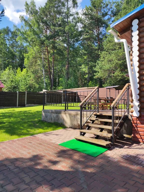 Уютный дом с камином и кедровой баней-бочкой на дровах