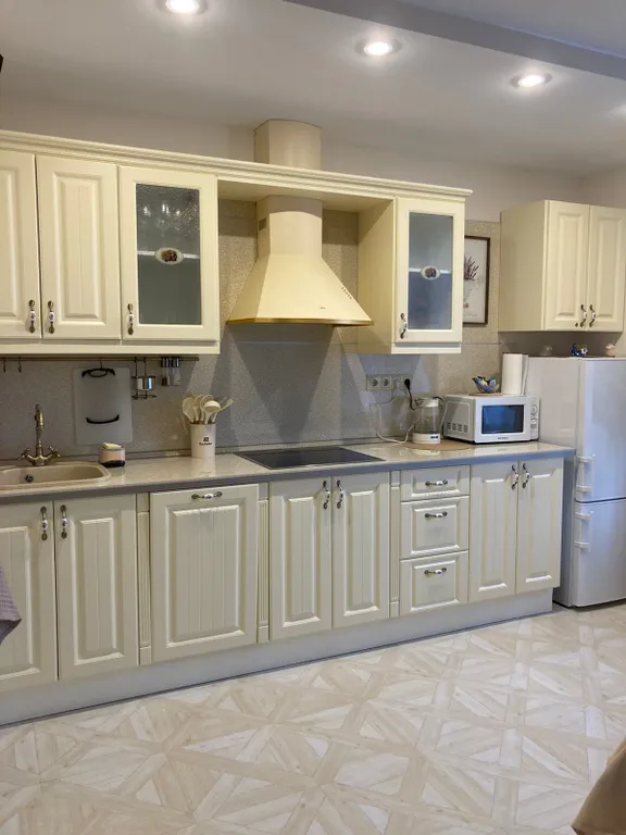 Студия у метро