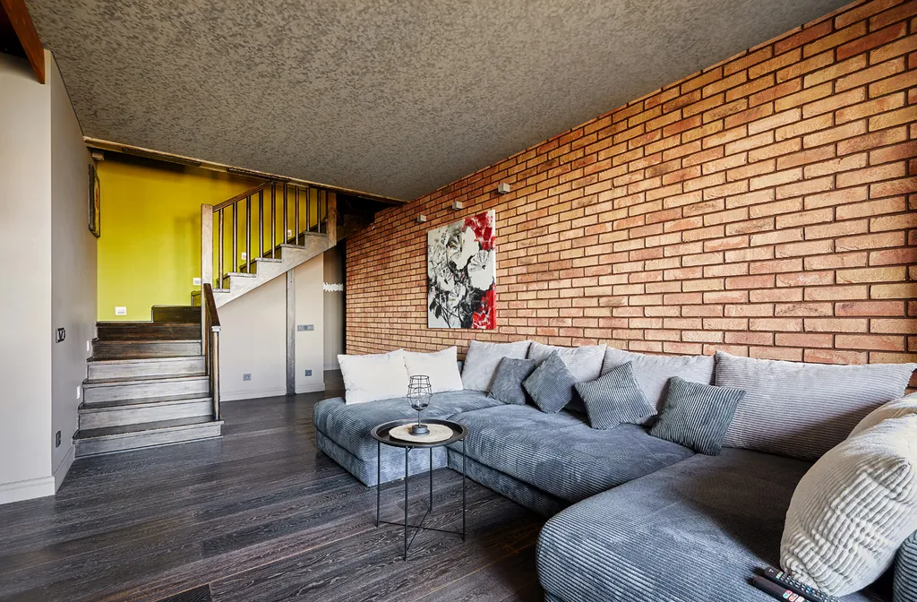 Двухэтажные апартаменты Лофт