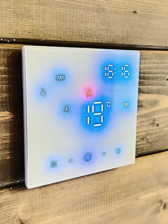 Домик-шатер