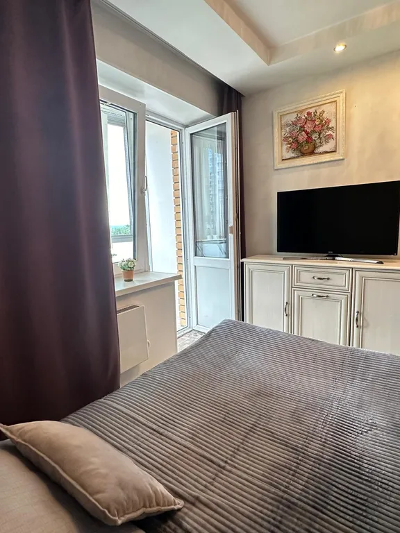 Современная уютная студия с евроремонтом