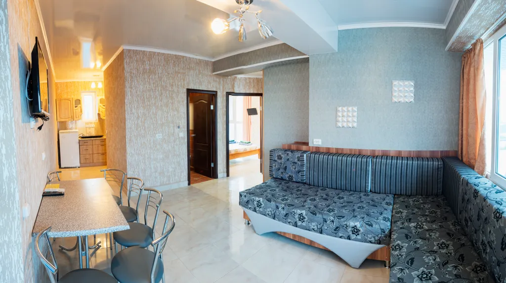 3-комнатная Квартира — аренда посуточно в Евпатория