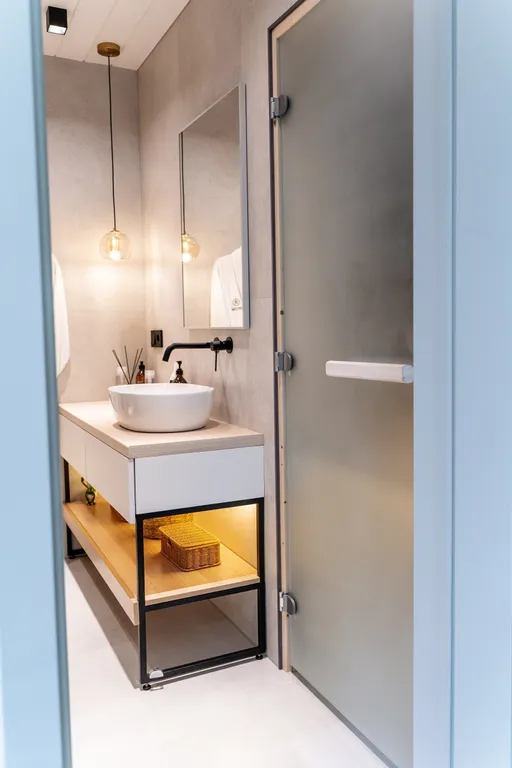 Уютный дом с сауной в лесу