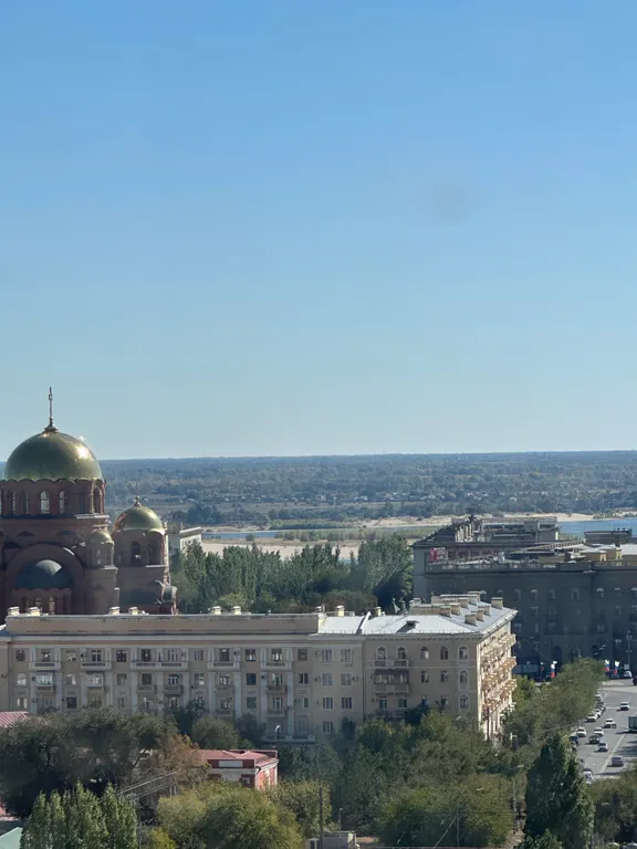 Квартира Квартира в центре города с красивым видом на Волгу и собор . — Волгоград