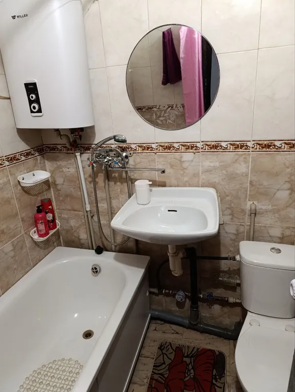 Уютная однокомнатная квартира в центре Ильичевского района.