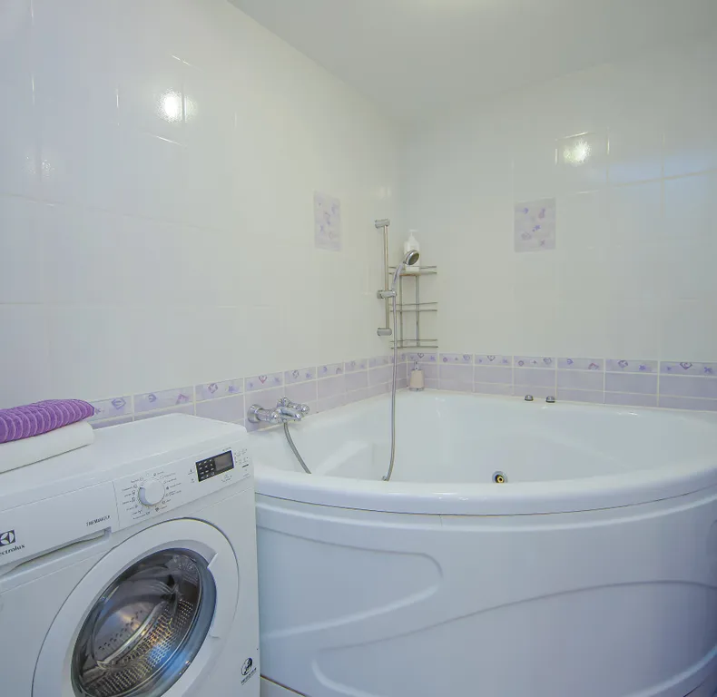 Art Square Apartment