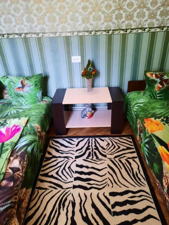 Квартира Счастливый дворик — аренда посуточно в Евпатория