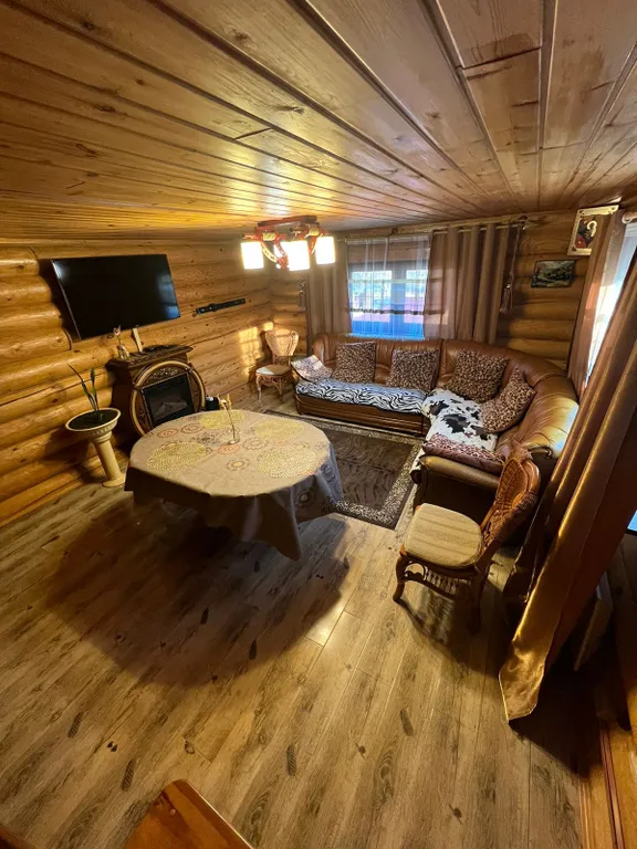 Коттедж Элис в центре с видом на Байкал