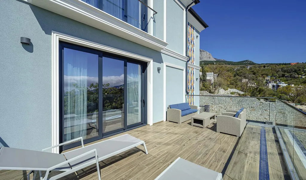 Комфорт улучшенный Терраса Восток