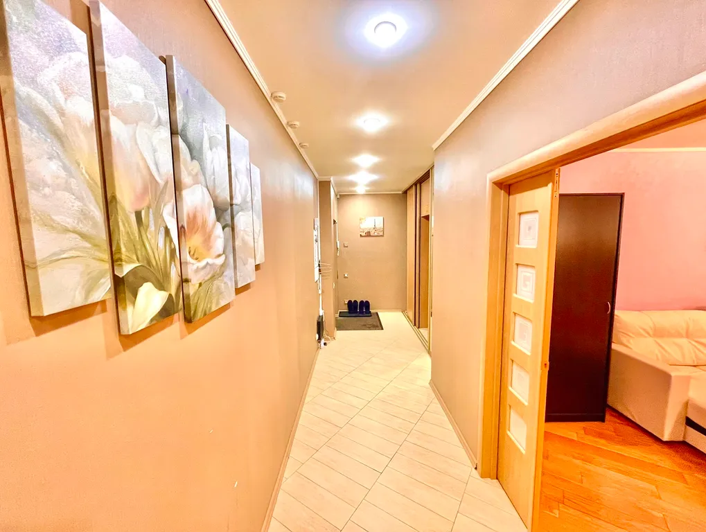 Уютная просторная двушка с видом на реку Волгу