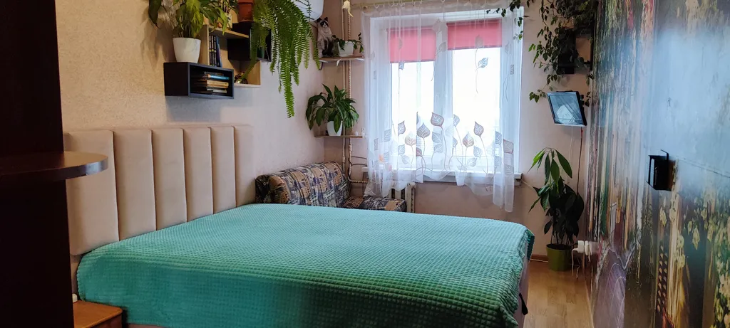 Двухкомнатная квартира в микрорайоне с видом на море и горы