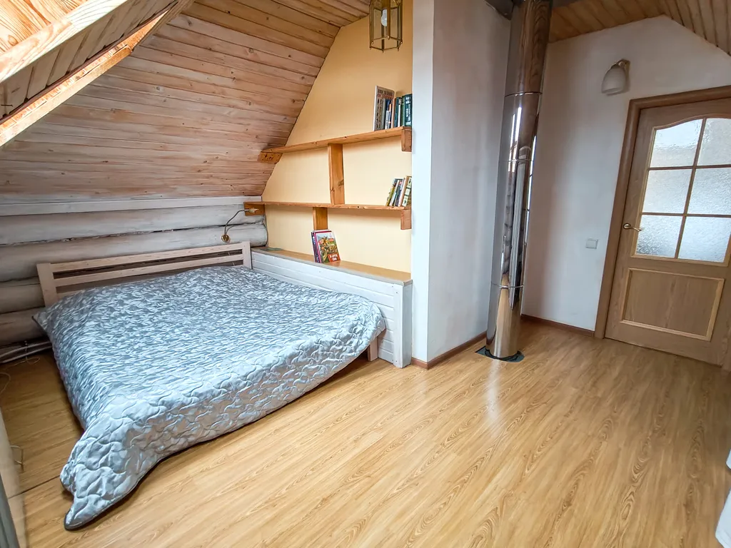 Дом с банькой у Павловского парка