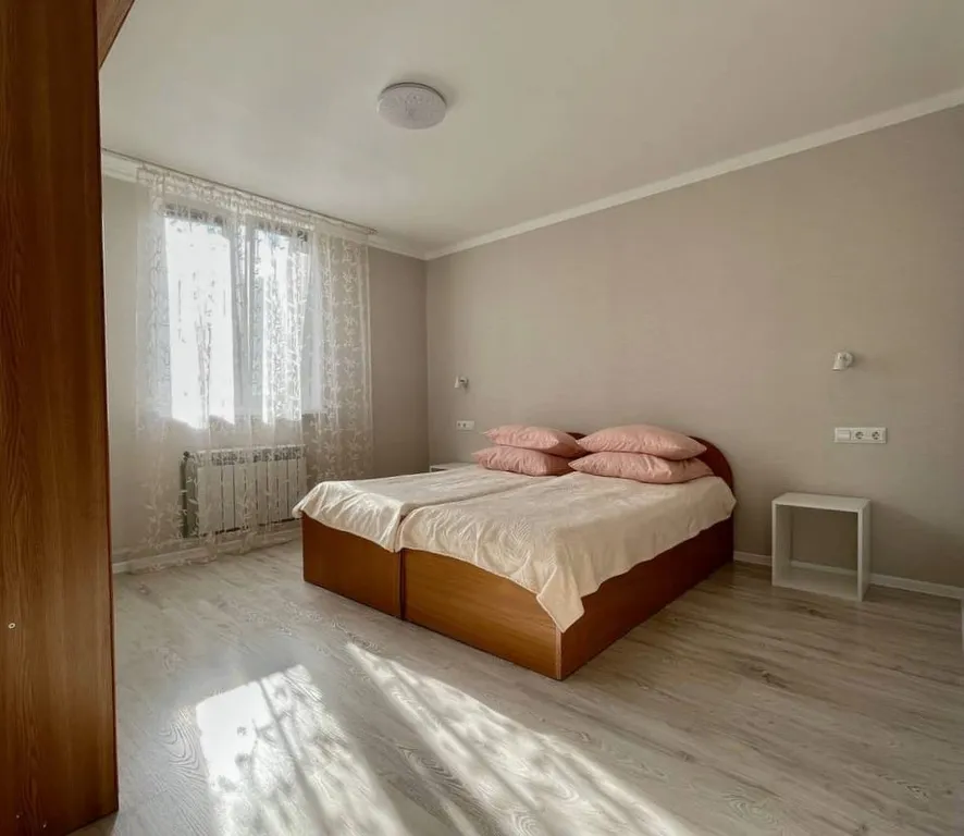 Апартаменты для большой семьи у моря в центре курортного города