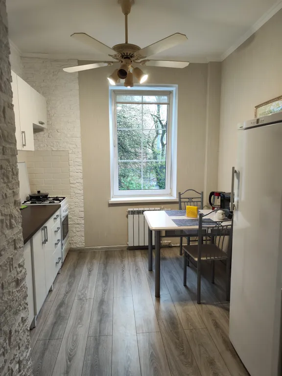 Тихая однокомнатная квартира в районе Амалиенау