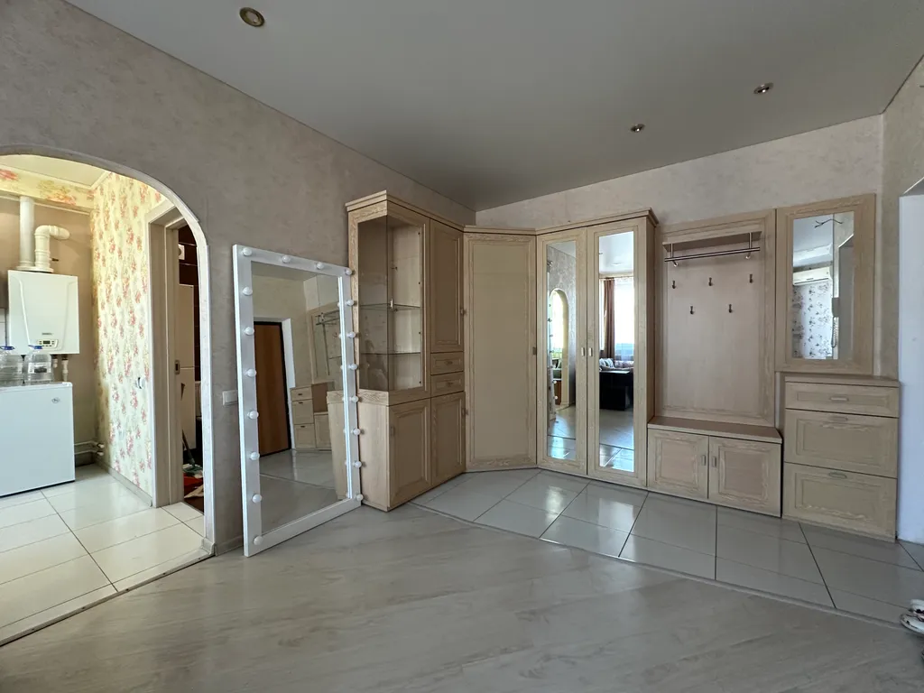 Просторная 2-х комнатная квартира у моря