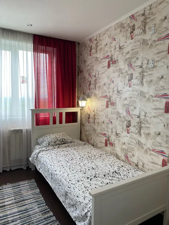 4-комнатная Квартира