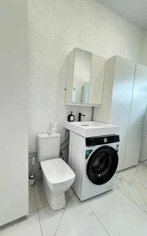 Новый дом с баней