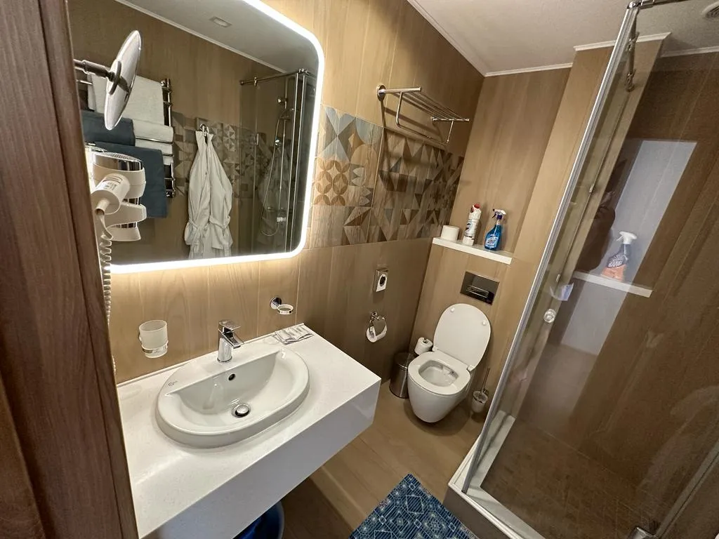 Просторная студия на берегу моря