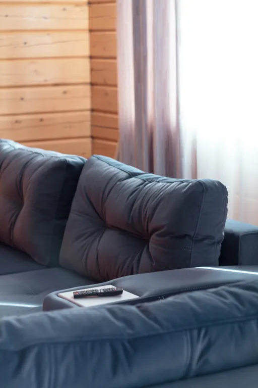 Усадьба в лесу с видом на горы