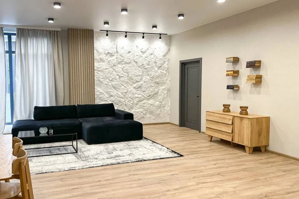 Новый коттедж в хорошей локации Адлера с бассейном, 4 спальнями с с/у