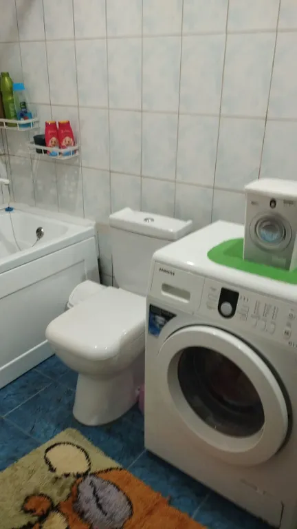 Частный дом с беседкой