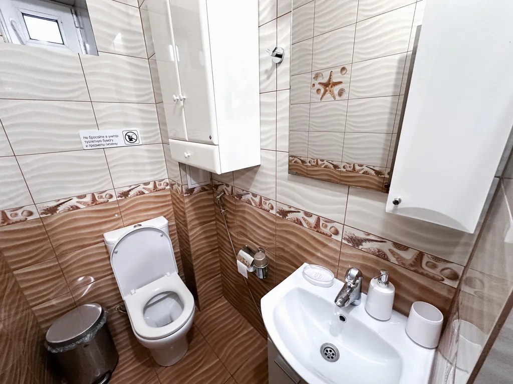 Дом с бассейном и баней в Самаре