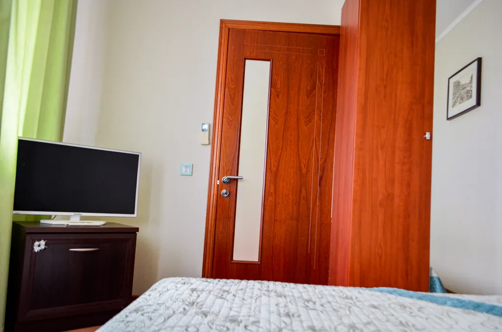 Апартаменты с балконом №8